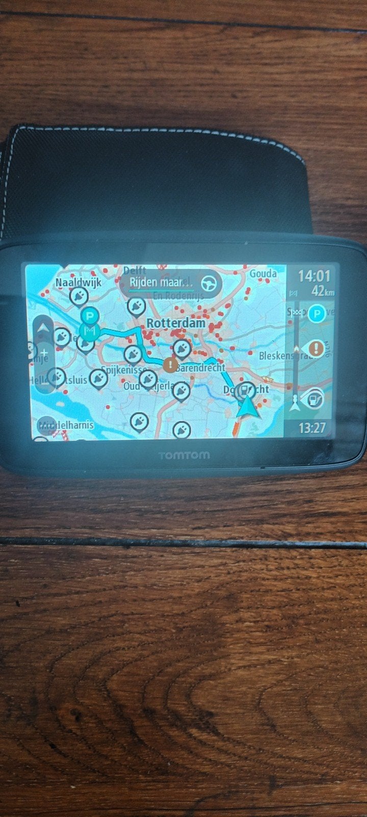 2x TomTom navigatie met tasje en oplaadsnoer, Ophalen of Verzenden