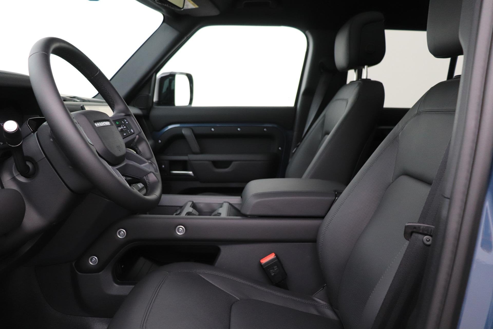 Land Rover Defender 110 P300e X-Dynamic HSE | HERITAGE Editi, Automaat, Stof, Gebruikt, 3000 kg