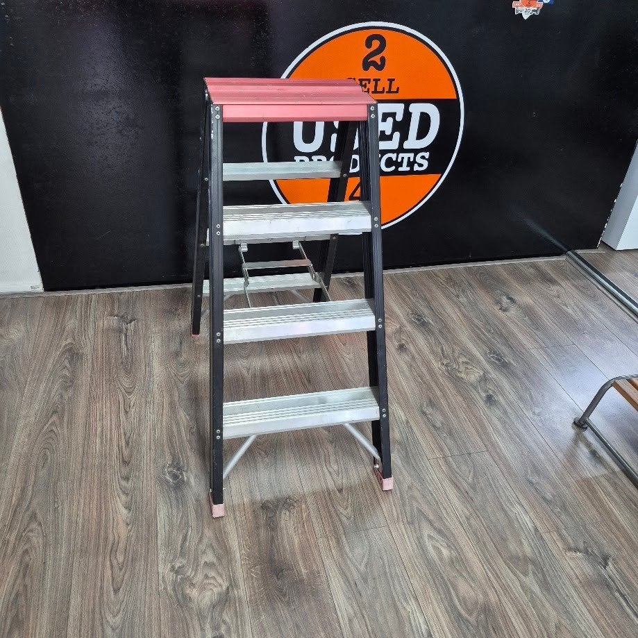 Altrex Taurus TDO 4 Dubbele trap zonder leuning, Gebruikt, Trap, Ophalen of Verzenden, X