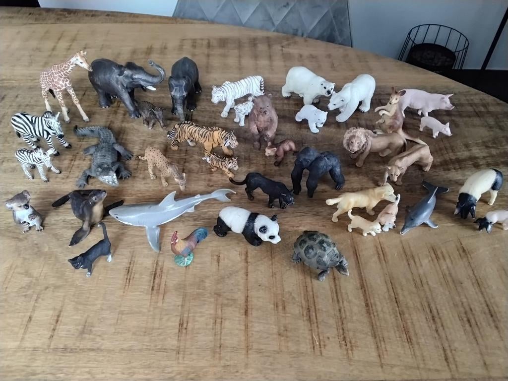 Schleich grote partij dieren, 37 stuks., Ophalen of Verzenden, Zo goed als nieuw, Boerderijdier, Beeldje of Figuurtje