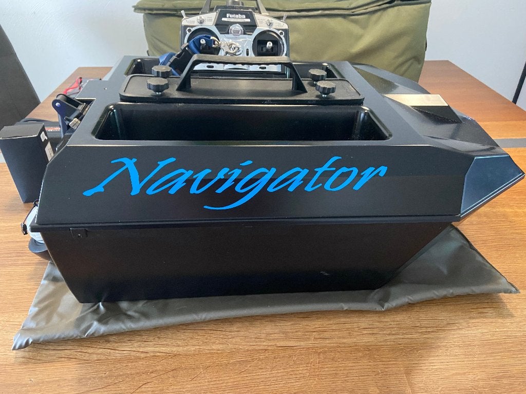 Navigator Voerboot + Deeper Chirp+ 2 + Deeper Range Extender, Watersport en Boten, Hengelsport | Karpervissen, Ophalen, Zo goed als nieuw