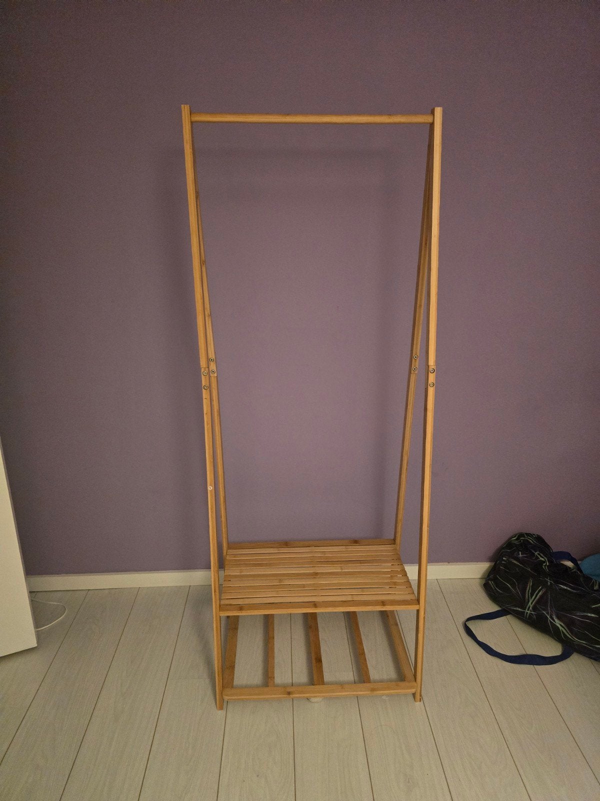Houten kledingrek met legplank, Ophalen, Zo goed als nieuw