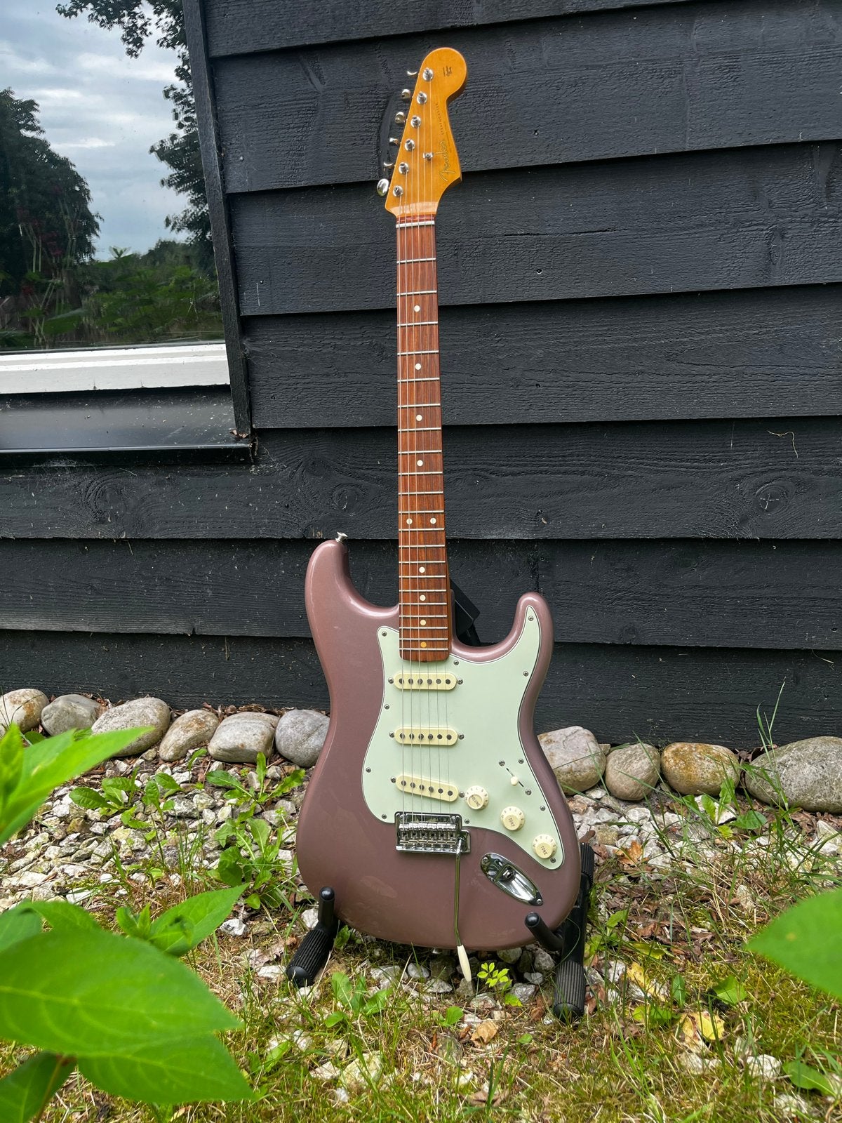 Fender Vintera '60s Stratocaster Burgundy Mist, Ophalen, Zo goed als nieuw, Solid body, Fender