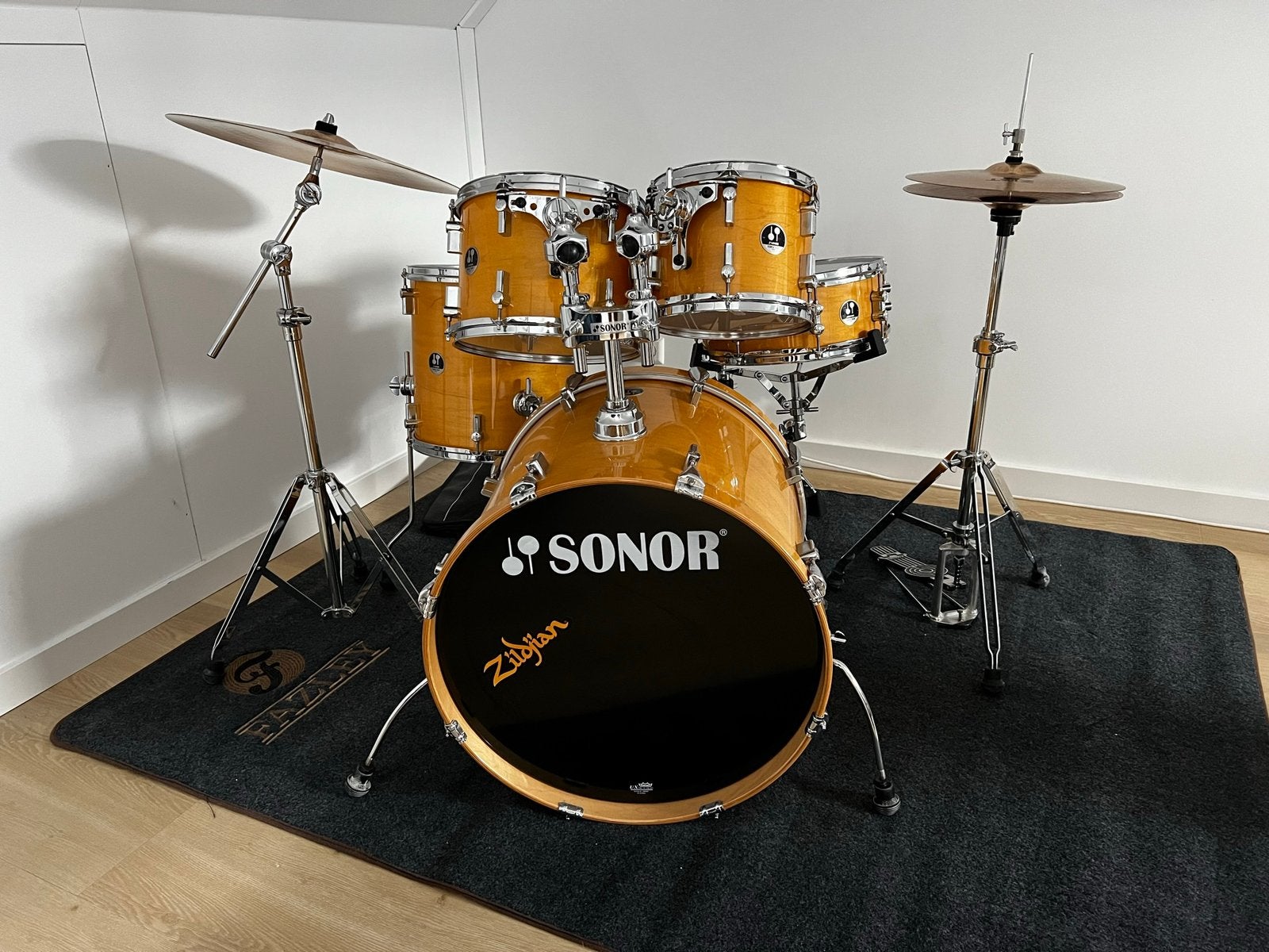 Sonor Force 2007 drumstel + Zildjian ZBT bekkenset, Muziek en Instrumenten, Ophalen, Zo goed als nieuw, Sonor