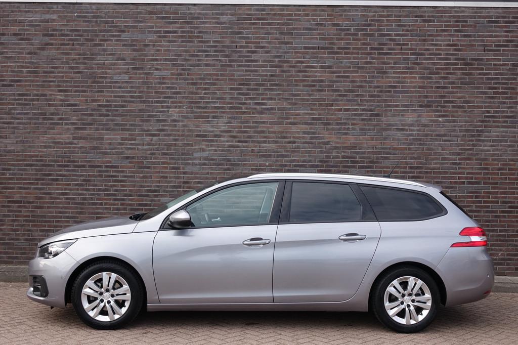 Peugeot 308 SW 1.2 PureTech Blue Lease Executive, keurige au, Voorwielaandrijving, Gebruikt, Euro 6, 1199 cc