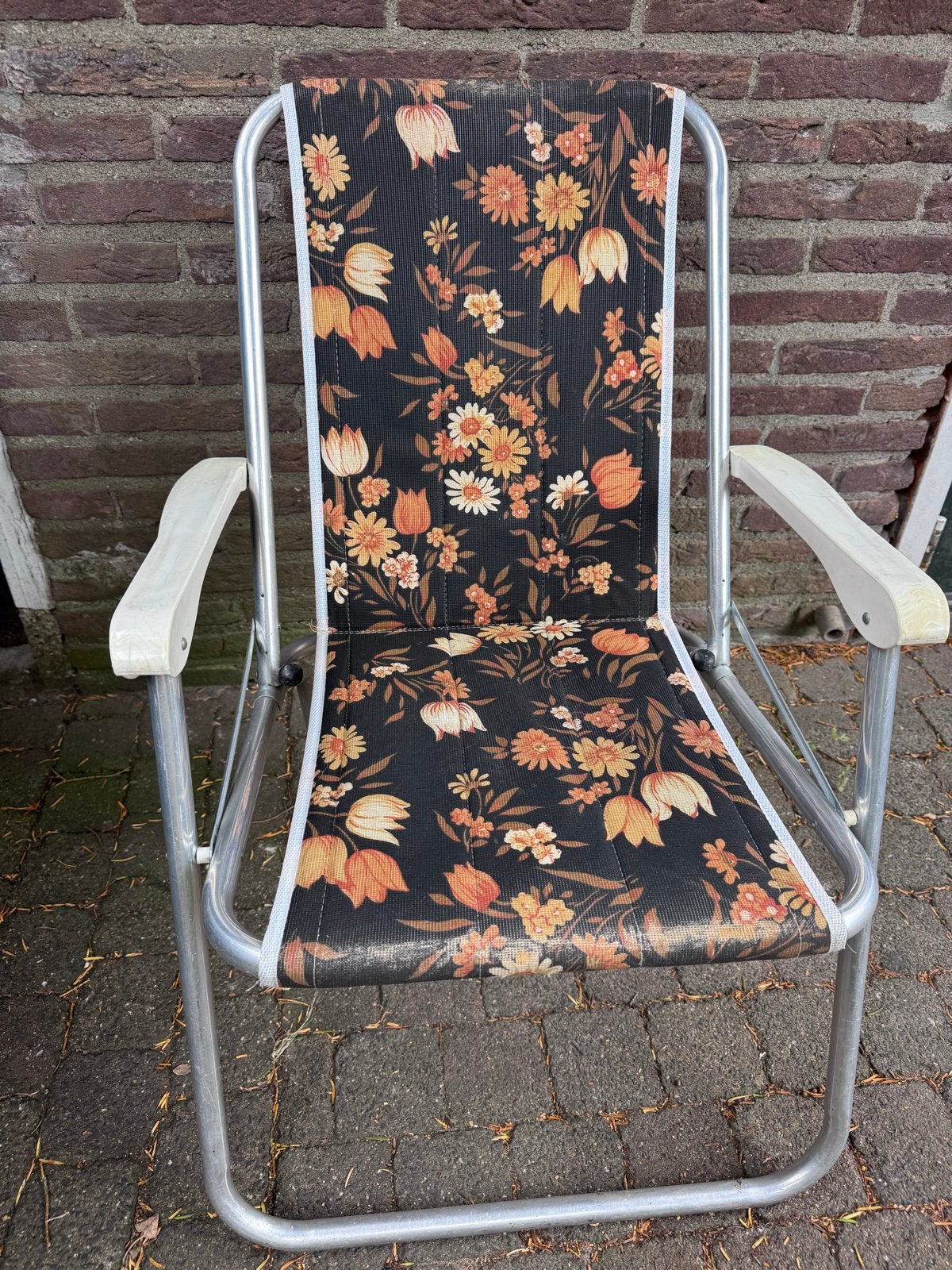 Vintage opvouwbare campingstoel met bloemenprint, Caravans en Kamperen, Ophalen, Gebruikt, Campingstoel