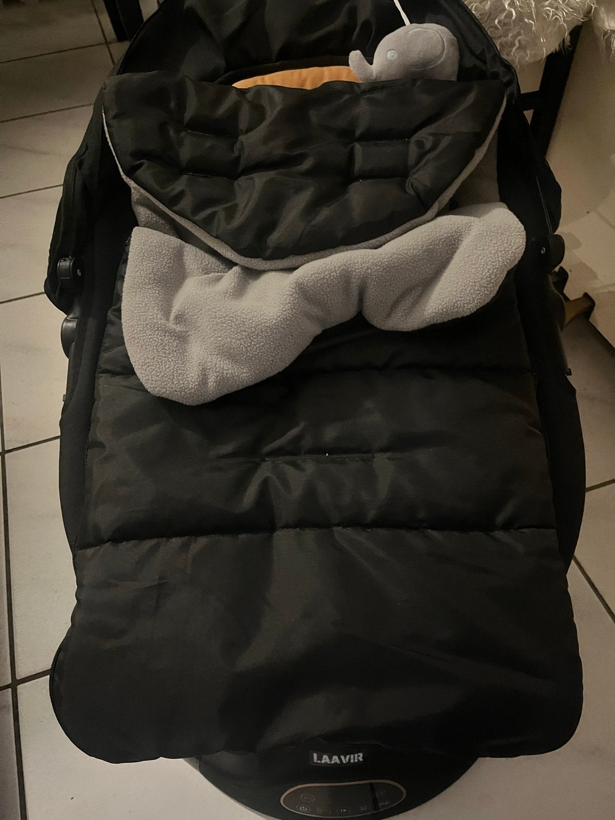 Laavir elektrische baby wiegstoel en loopstoel - Goede staat, Ophalen of Verzenden, Gebruikt, Schommelstoel, Overige merken