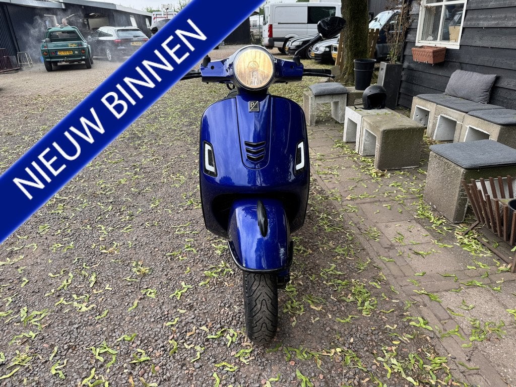Vespa GTS 300 i.e. Touring ABS (bj 2018), Bedrijf, Info@advandermeer.nl, Overig, Birkstraat 124
3768HM  SOEST, NL