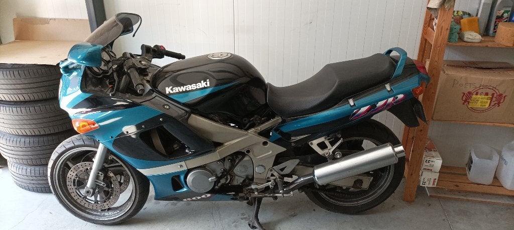 zzr600 e onderdeel 1993 2002 radiator electra remschijf zzr, Ophalen of Verzenden, Gebruikt