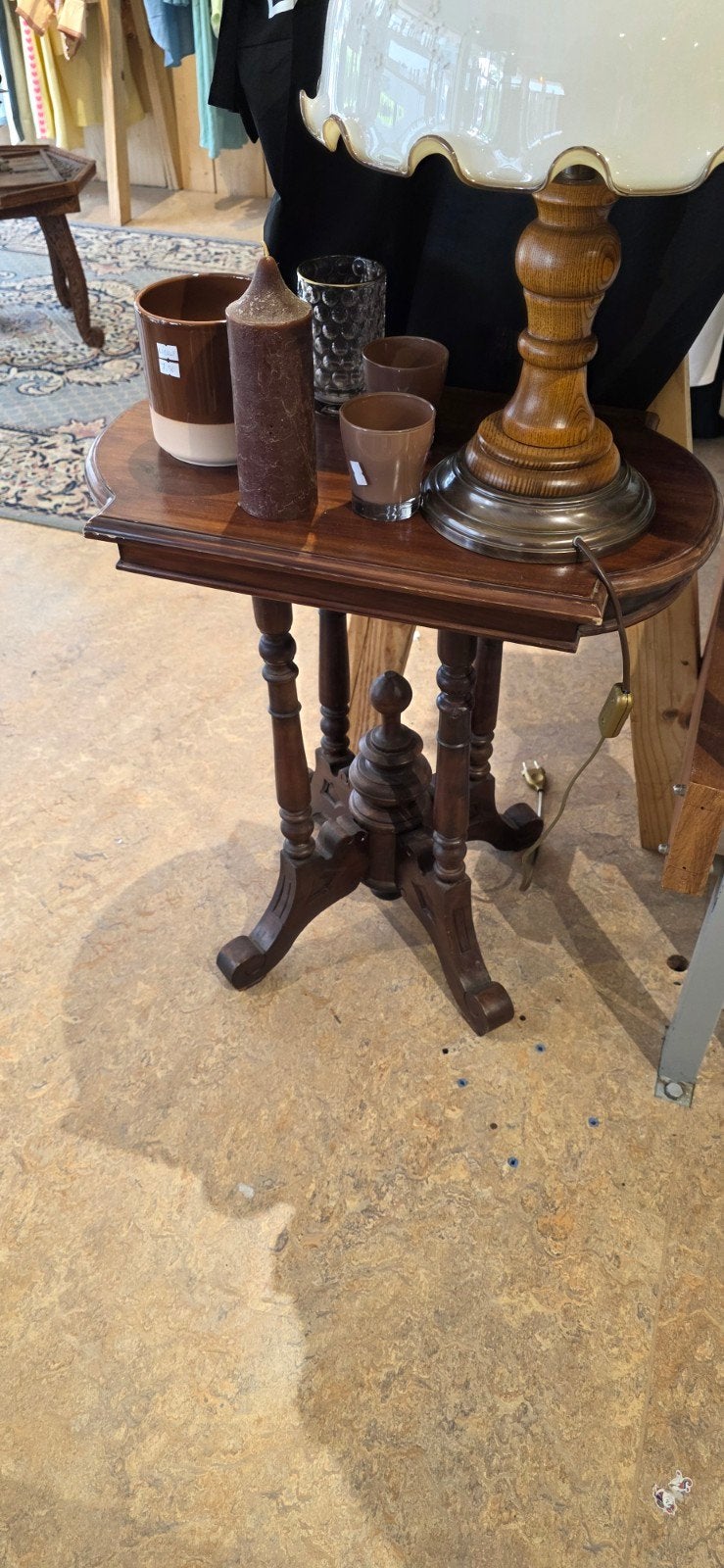 Antieke bronzen klok met twee vazen, Erhard Made in Germany, Ophalen