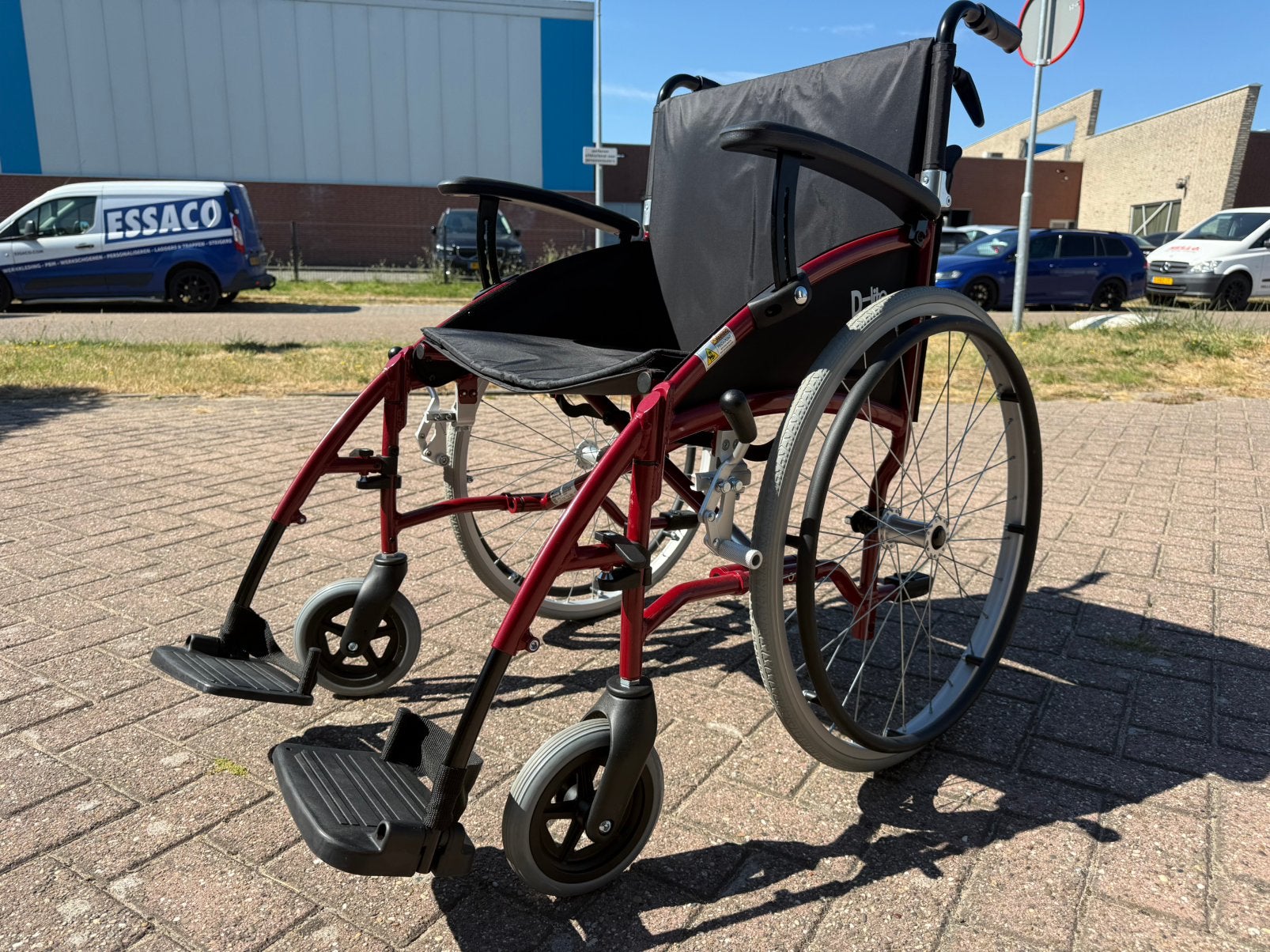 Kwaliteits Roelstoel Drive D-Lite - ROOD 50cm, Diversen, Ophalen of Verzenden, Zo goed als nieuw, Duwrolstoel