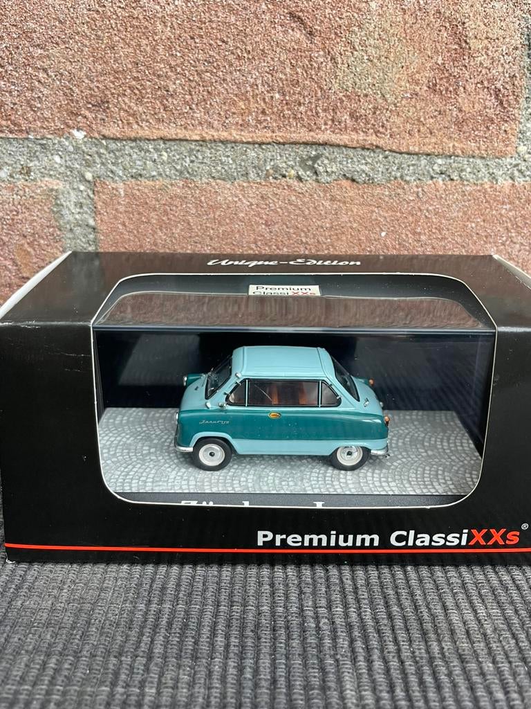 1:43 Premium ClassiXXs Zündapp Janus, Ophalen of Verzenden, Zo goed als nieuw, Auto, Overige merken