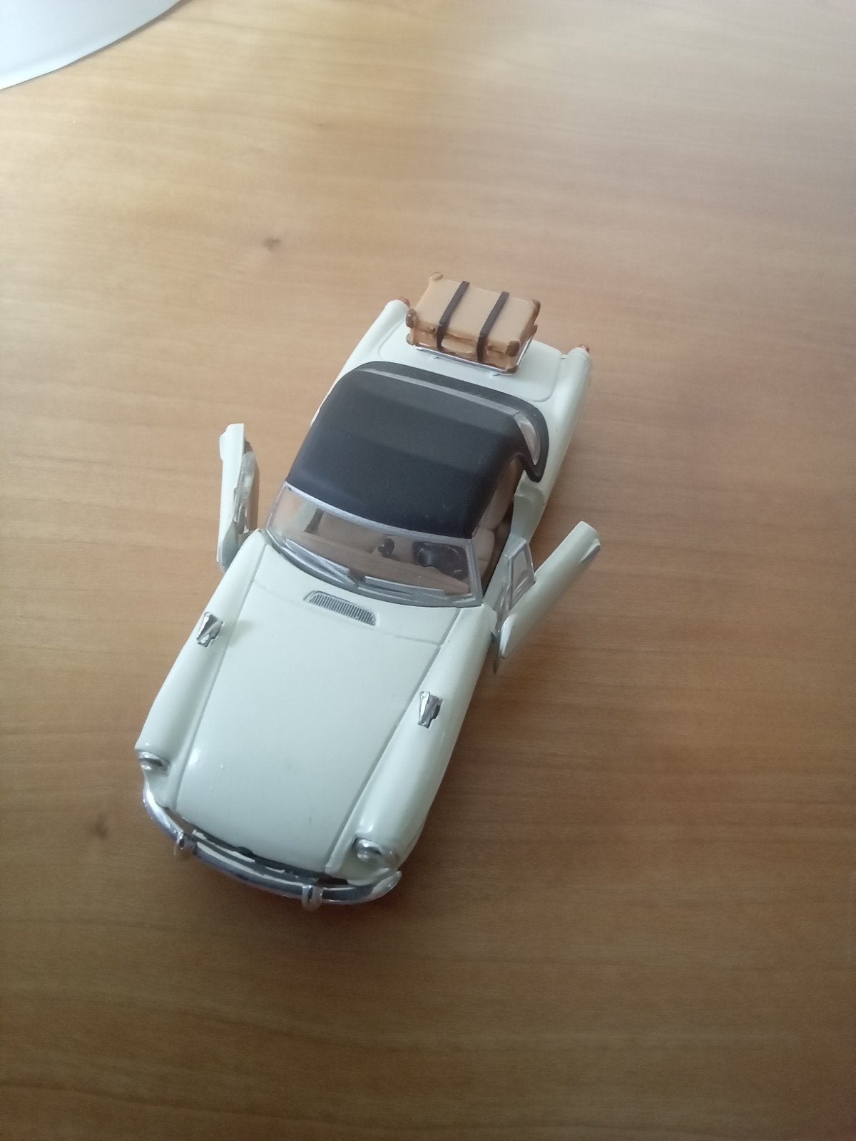 MG B Hongwell met kofferrek, Ophalen, Zo goed als nieuw, Auto