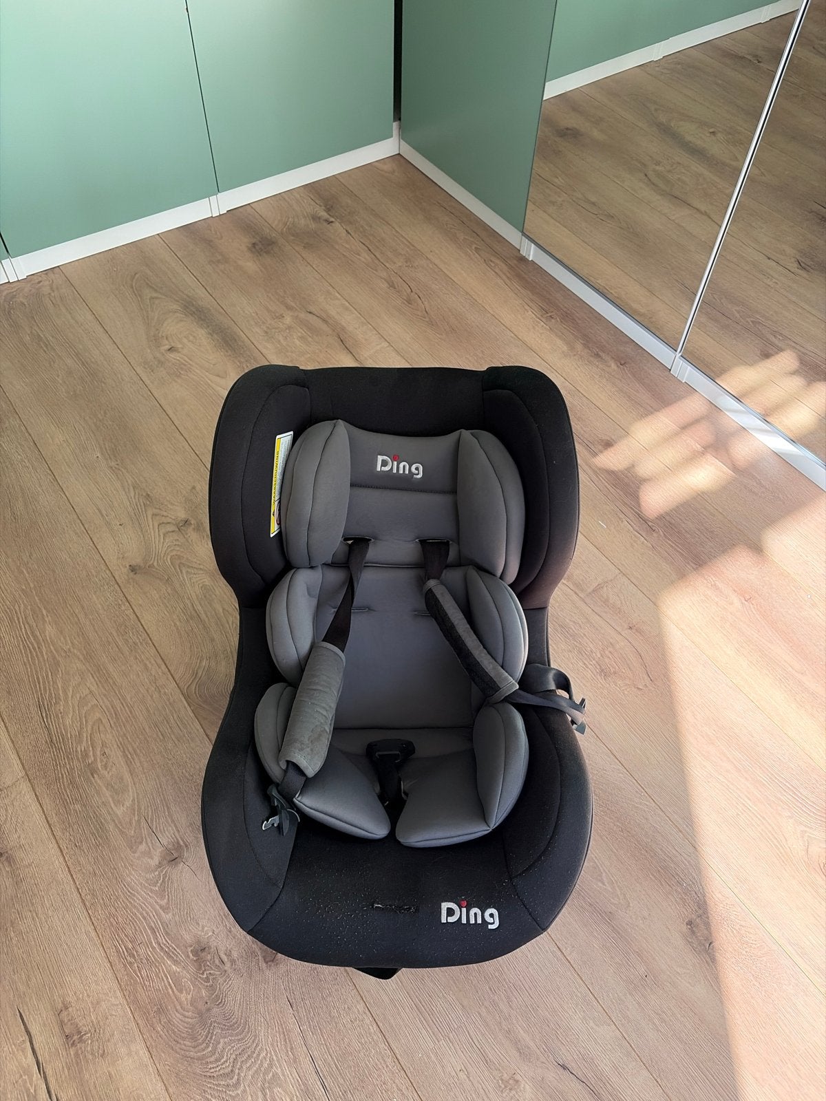 Ding autostoel 0-18 kg - Zwart/Grijs, Kinderen en Baby's, Overige merken, 0 t/m 18 kg, Ophalen of Verzenden, Gebruikt