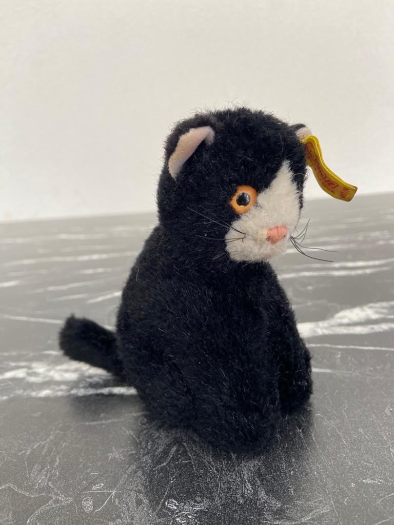 Steiff poes met knop 13 cm, Ophalen of Verzenden