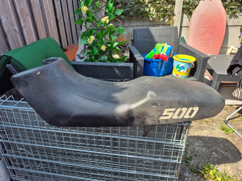 Zadel voor honda vf500, Motoren, Ophalen, Gebruikt