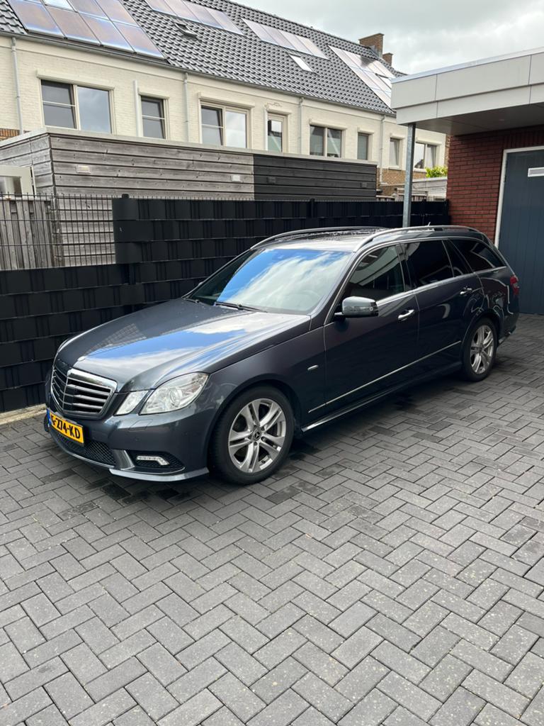 Mercedes-Benz E 350 cgi station., Auto's, Automaat, Zwart, Leder, Stationwagon