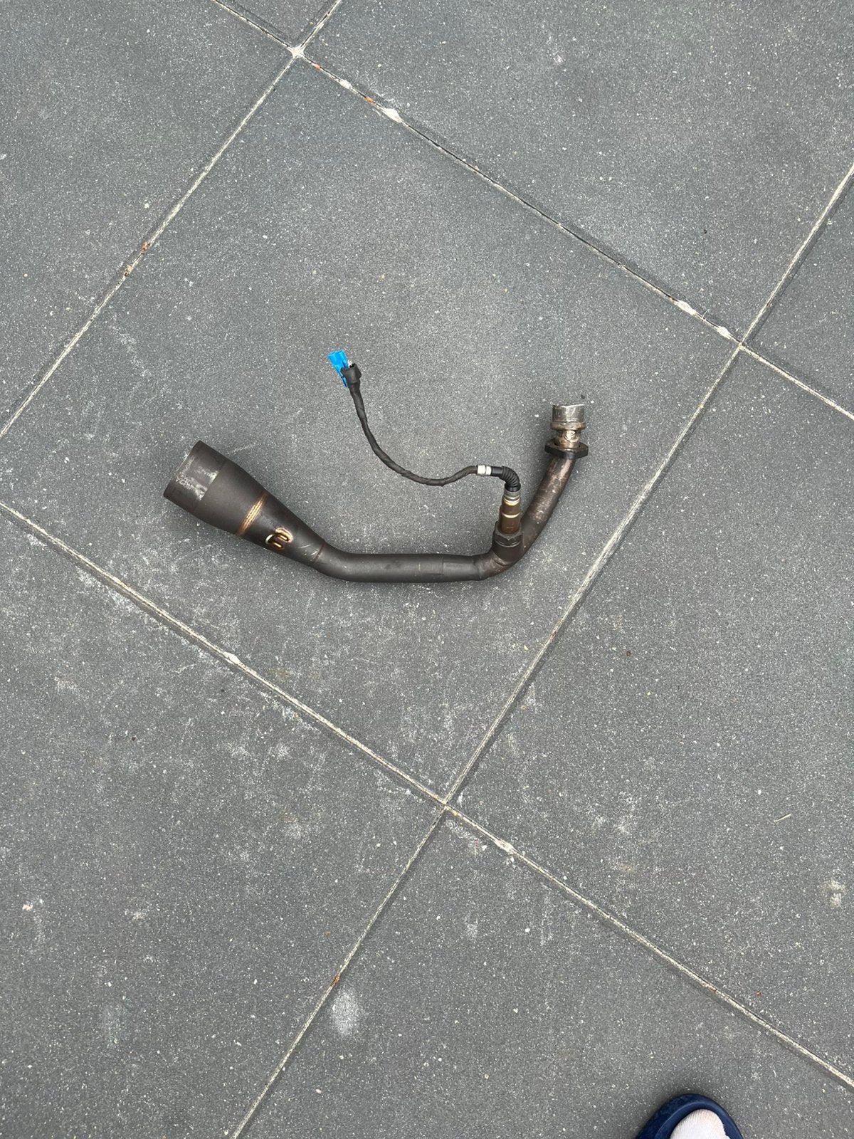 Omgelaste Akrapovic 125cc e4/e5 voorbocht, Ophalen of Verzenden, Gebruikt, Uitlaat, Vespa