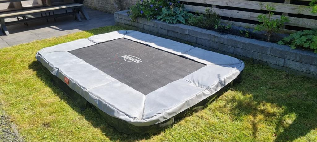 BERG InGround Favorit Trampoline, Kinderen en Baby's, Speelgoed | Buiten | Trampolines, Ophalen of Verzenden, Zo goed als nieuw