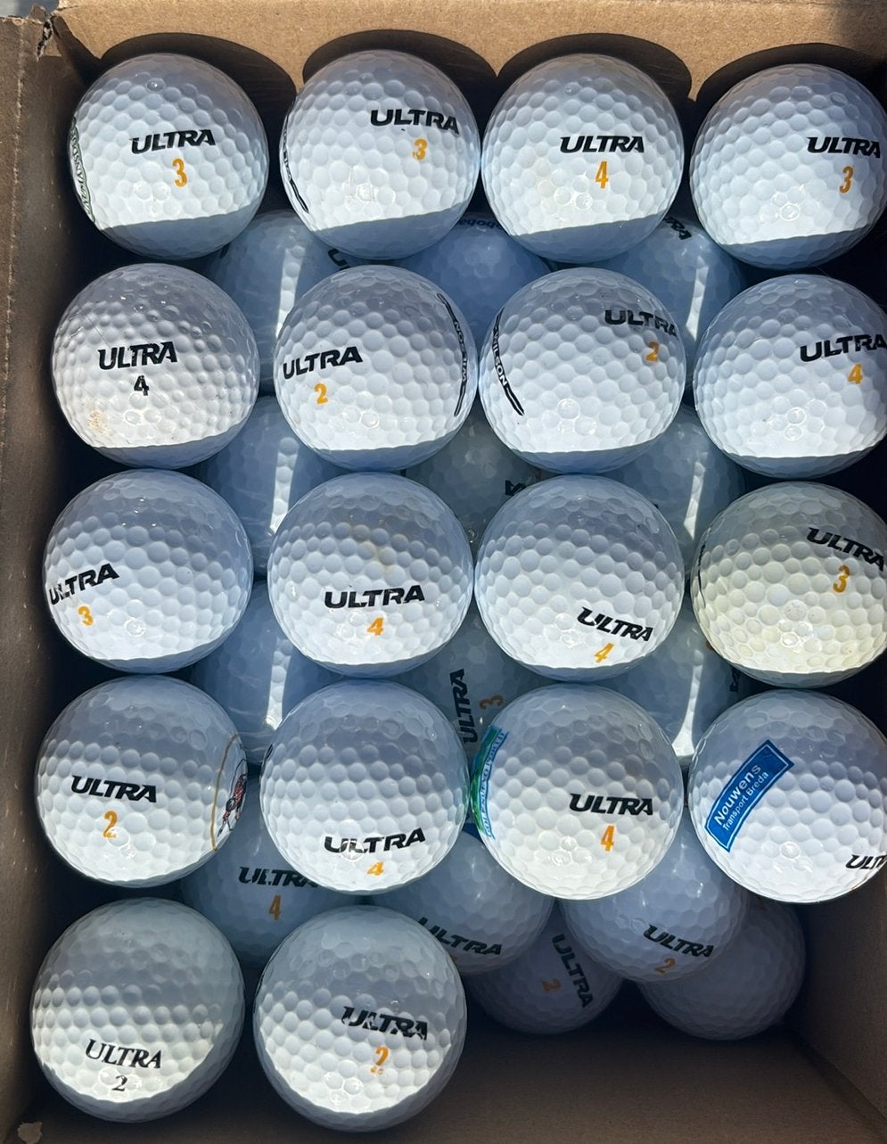 50 Wilson Ultra golfballen, Sport en Fitness, Golf, Ophalen of Verzenden, Gebruikt, Bal(len)