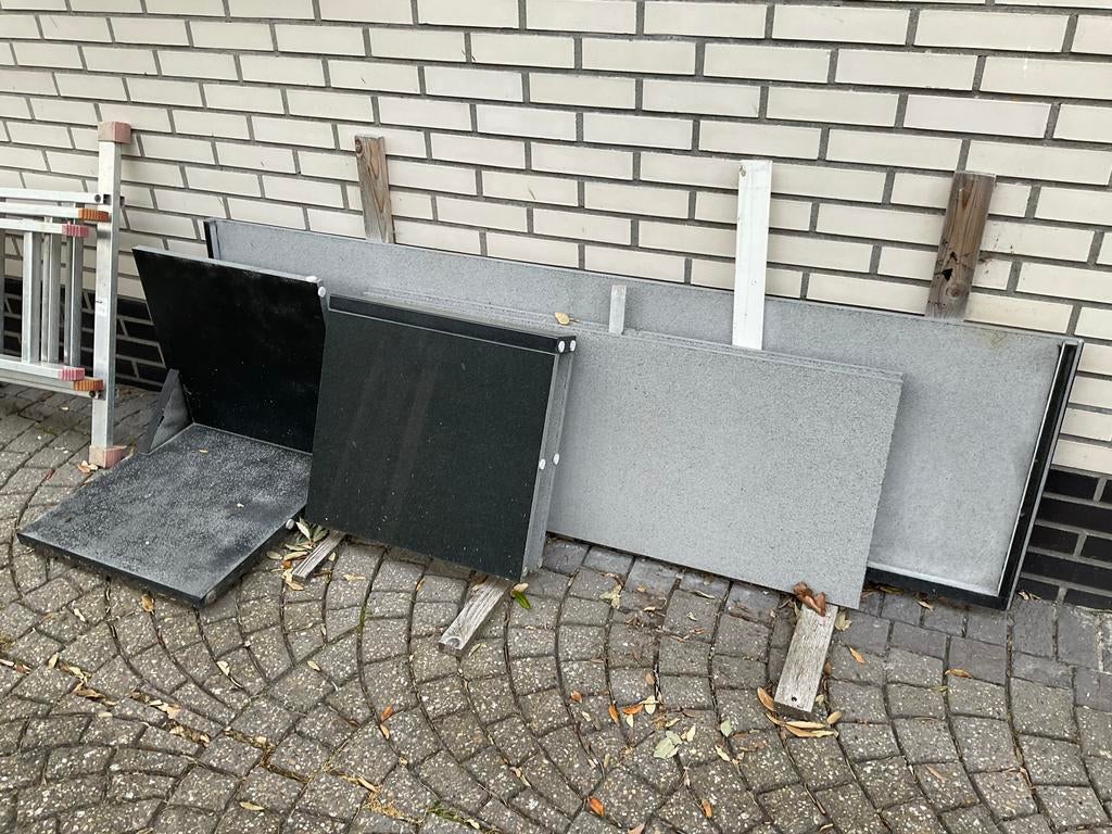 Diverse granieten platen, Ophalen, 60 cm of meer, Graniet, 40 tot 60 cm
