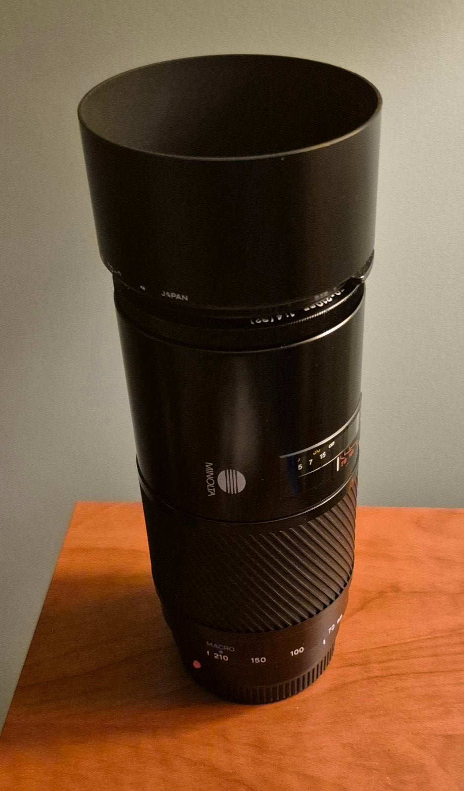 Minolta 70-210mm F4 beercan lens, Gebruikt, Lensdoppen, Telelens, Ophalen of Verzenden