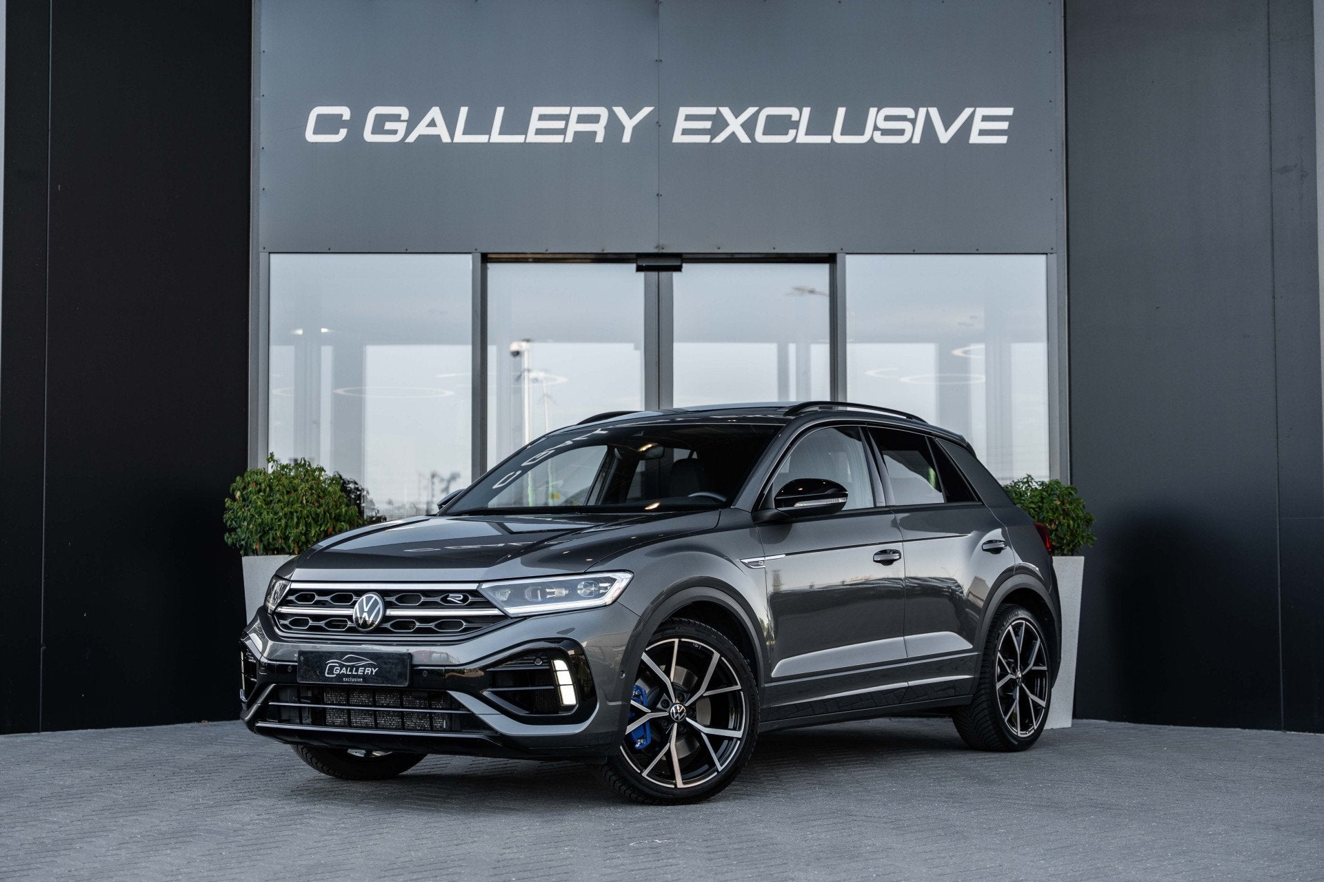Volkswagen T-Roc 2.0 TSI 4Motion R - Panorama | Memory | IQ, Auto's, Volkswagen, Gebruikt, 4 cilinders, 1984 cc, Automatische klimaatregeling