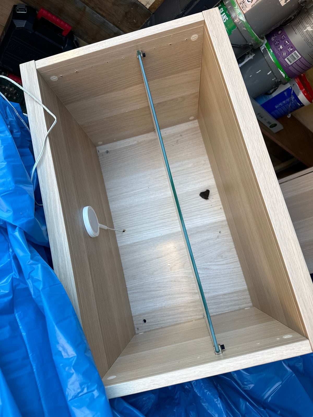 Houten kastje met glazen plank, Ophalen, Gebruikt