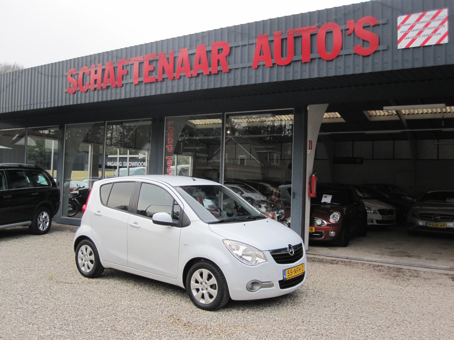 Opel Agila 1.2 Edition met trekhaak apk 02-02-2027, Voorwielaandrijving, 4 cilinders, Wit, Bedrijf