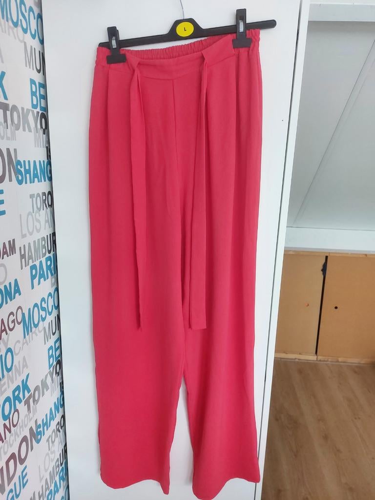 Zara dames broek maat L, Zara, Maat 42/44 (L), Ophalen of Verzenden, Zo goed als nieuw