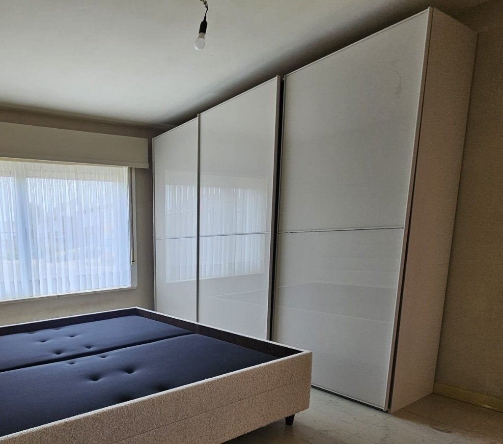 NIEUW (in garantie): schuifdeurkast 242 x 236 cm, Huis en Inrichting, 200 cm of meer, Nieuw, Glas, 200 cm of meer