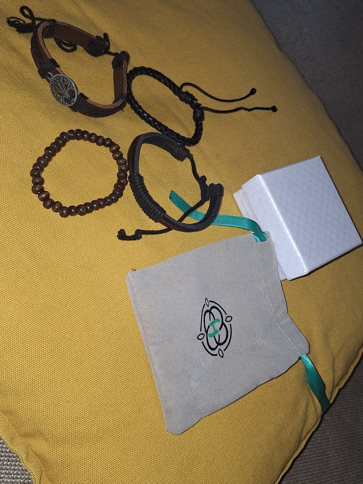Set van 3 leren en houten armbanden met levensboom, Ophalen, Bruin, Leer, Zo goed als nieuw