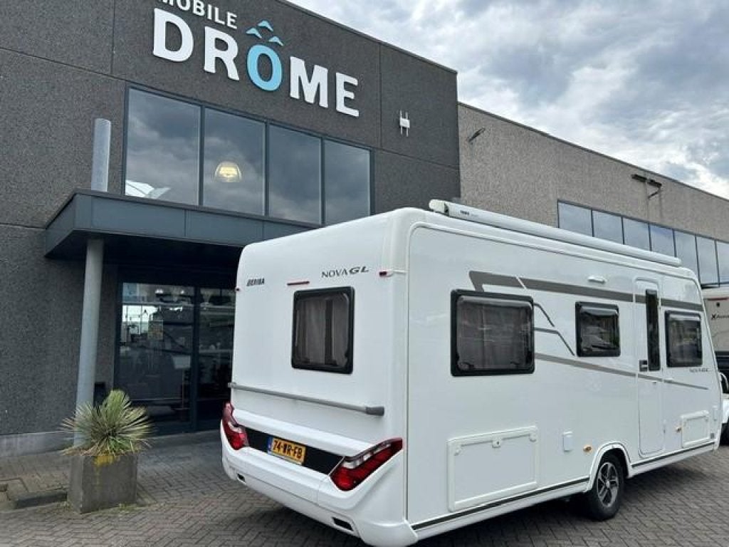 Eriba Nova GL 485 FULL OPTIONS, Caravans en Kamperen, Caravans, Rondzit, Schokbreker, Bedrijf, Overige typen