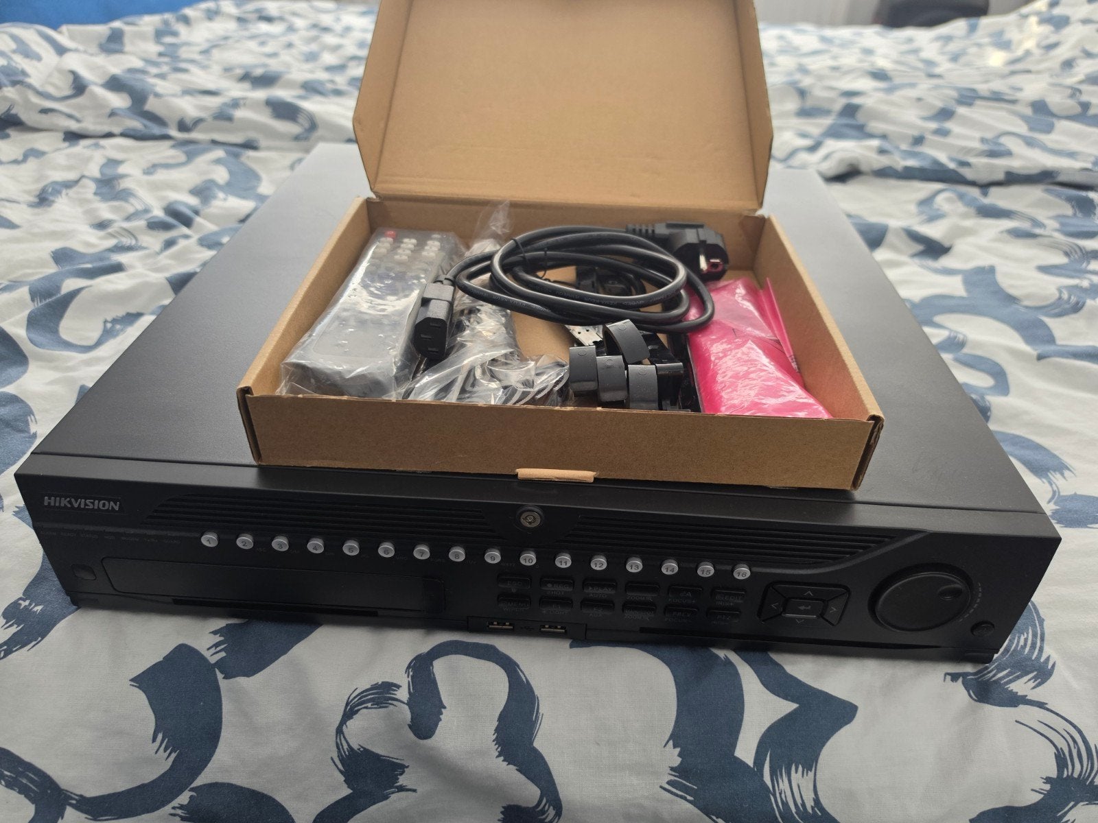Hikvision DS-9632NI-I8 Netwerk Video Recorder NVR, Ophalen of Verzenden, Zo goed als nieuw