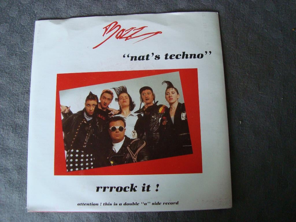 Bazz- rrrock it ( rock side,b site techno ), Ophalen of Verzenden, Zo goed als nieuw