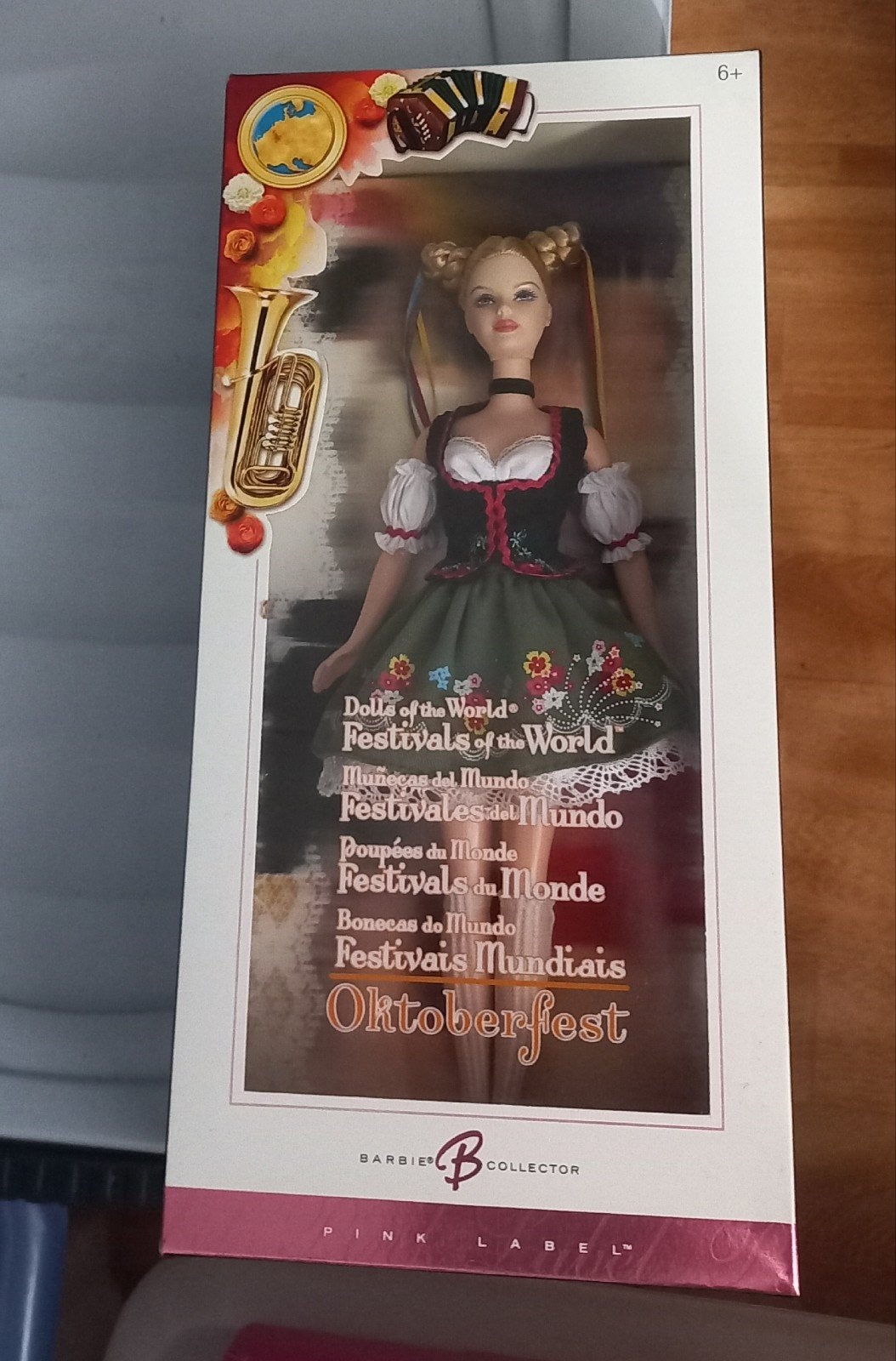 barbie DOLLS OF THE WORLD  nieuw in doos