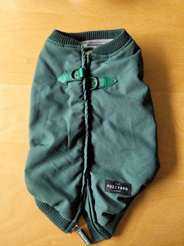 Fuzzyard East Mcgyver Jas Groen maat 3 35-38.5cm, Ophalen, Gebruikt, Hondenjas