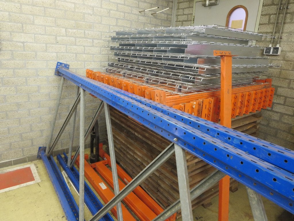 Palletstelling, Ophalen