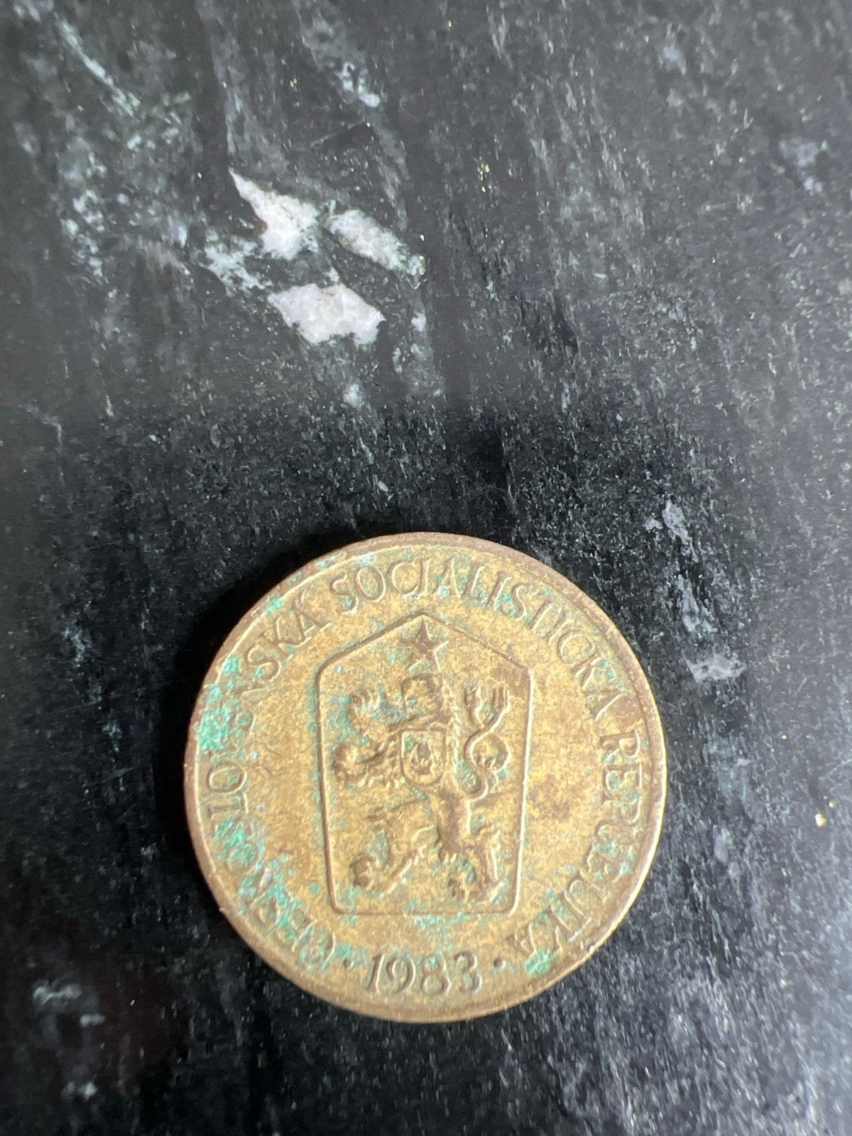 Tsjechoslowaakse 1 Koruna munt 1983, Ophalen of Verzenden, Overige landen, Losse munt