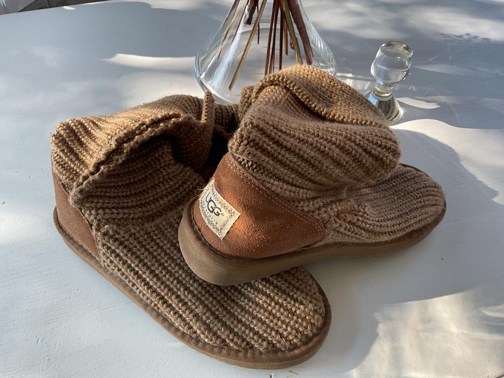 UGGS cognac gebreide laarzen maat 39, Ophalen of Verzenden, Zo goed als nieuw