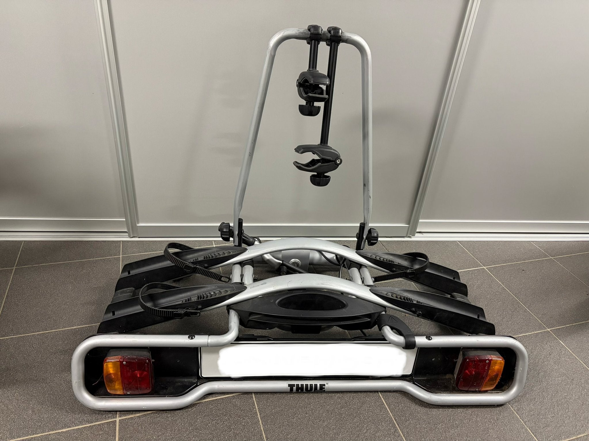 Thule fietsendrager voor 2 fietsen, kantelbaar, met slot, Ophalen, 2 fietsen, Gebruikt, Trekhaakdrager