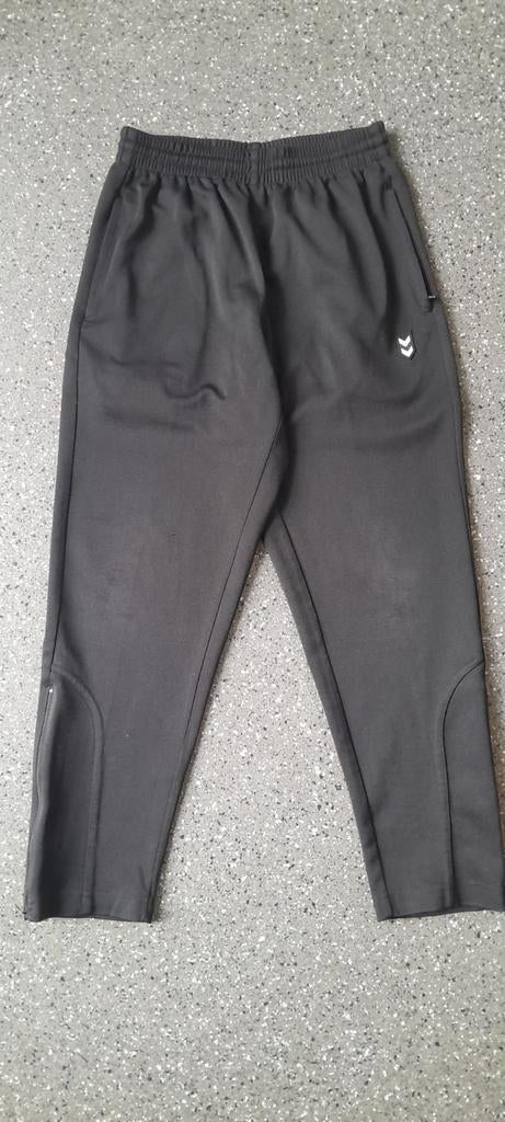 Trainingsbroek Hummel ~ maat 140 zwart, Ophalen of Verzenden, Zo goed als nieuw