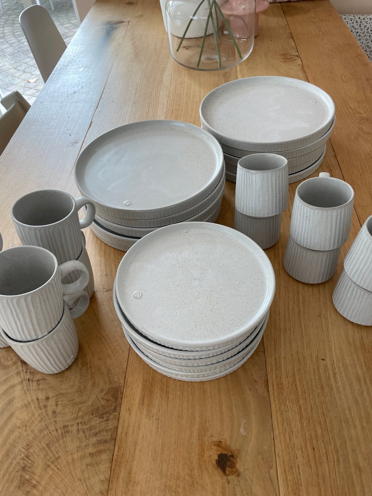 Zusss Grijs/beige spikkel servies, Huis en Inrichting, Ophalen, Overige merken, Keramiek, Zo goed als nieuw