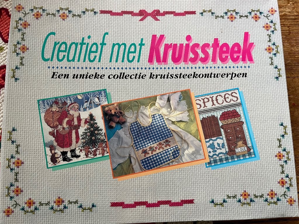 Creatieve kruistekenboek (12 maanden), Ophalen of Verzenden, Zo goed als nieuw, Overige onderwerpen
