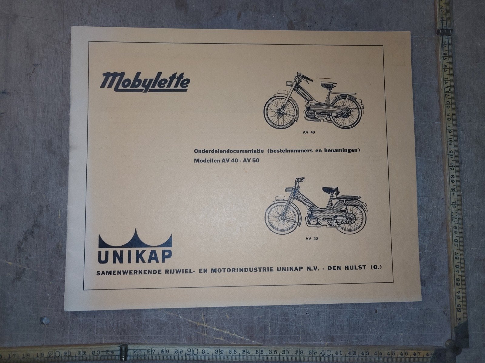 Onderdelen catalogus Unikap Mobylette Av40, AV50, Fietsen en Brommers, Handleidingen en Instructieboekjes, Zo goed als nieuw, Ophalen of Verzenden