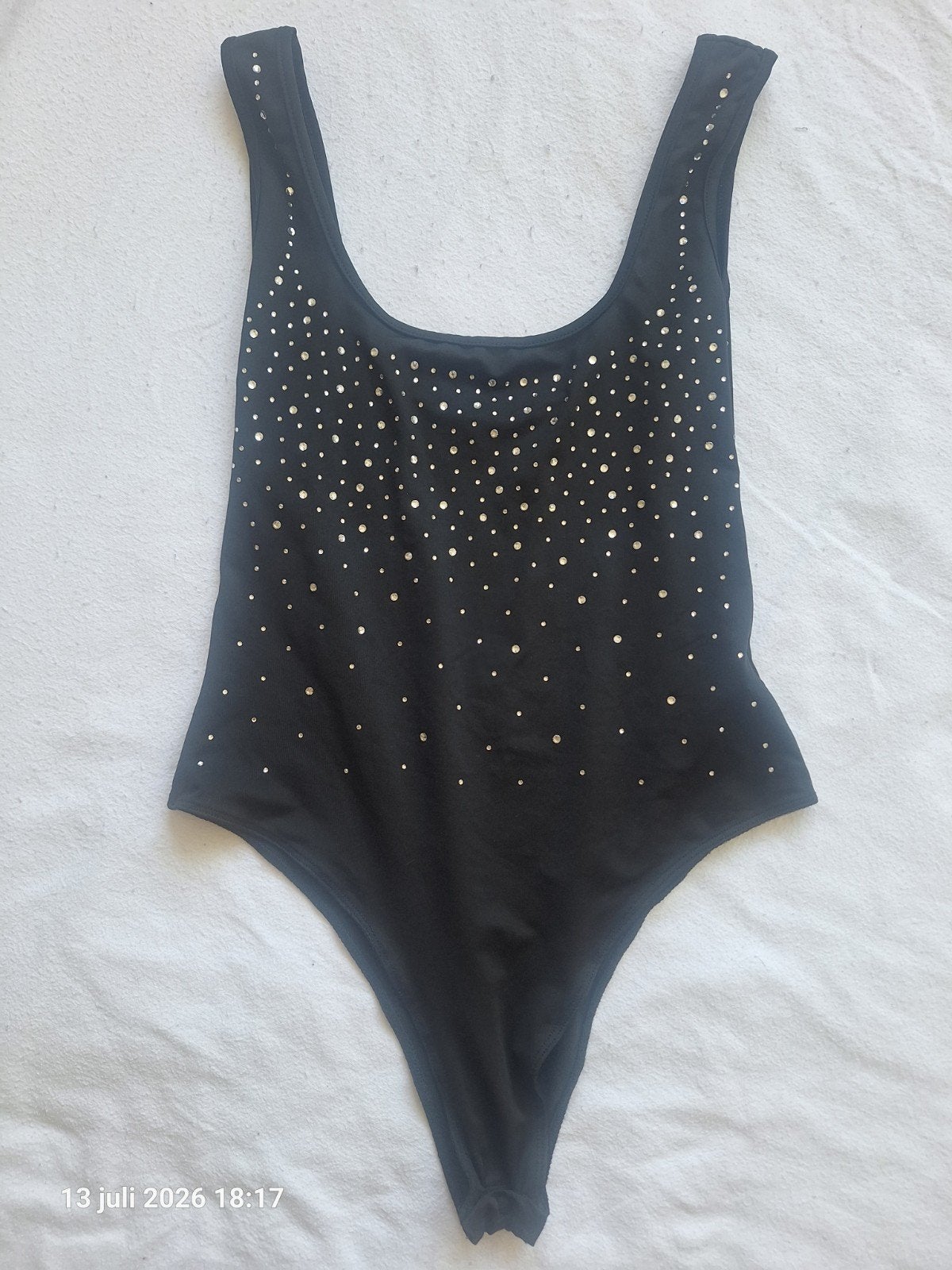Zwarte body met steentjes maat M, Kleding | Dames, Tops, Maat 38/40 (M), Zwart, Ophalen of Verzenden, Zo goed als nieuw