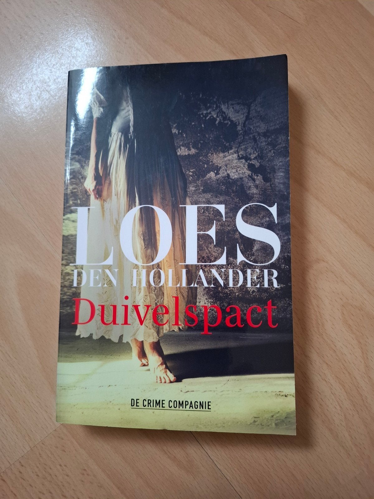 Loes den Hollander Duivelspact, Ophalen of Verzenden, Zo goed als nieuw