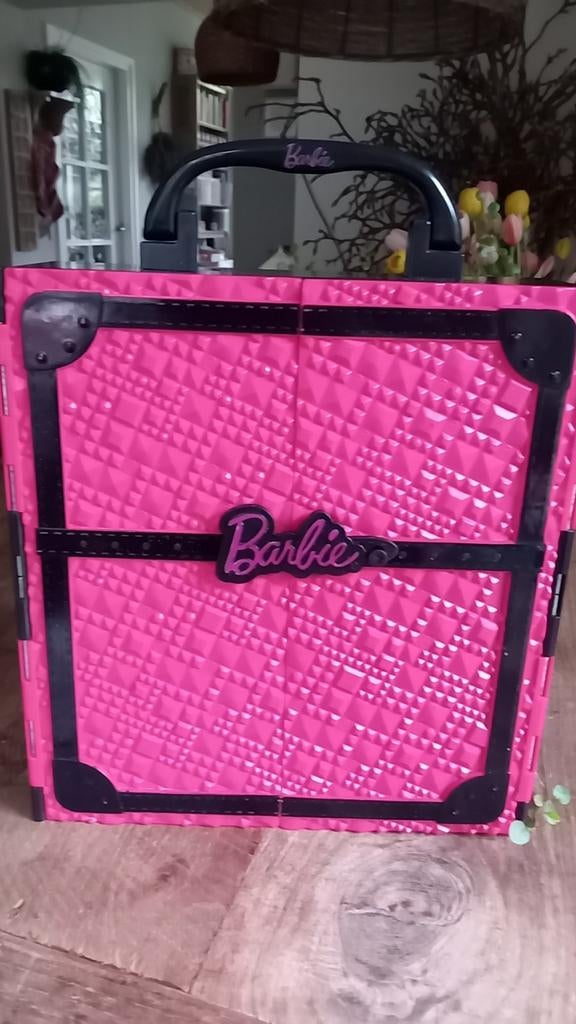 BARBIE kledingkast Vintage/ Retro, Ophalen of Verzenden, Zo goed als nieuw, Overige typen