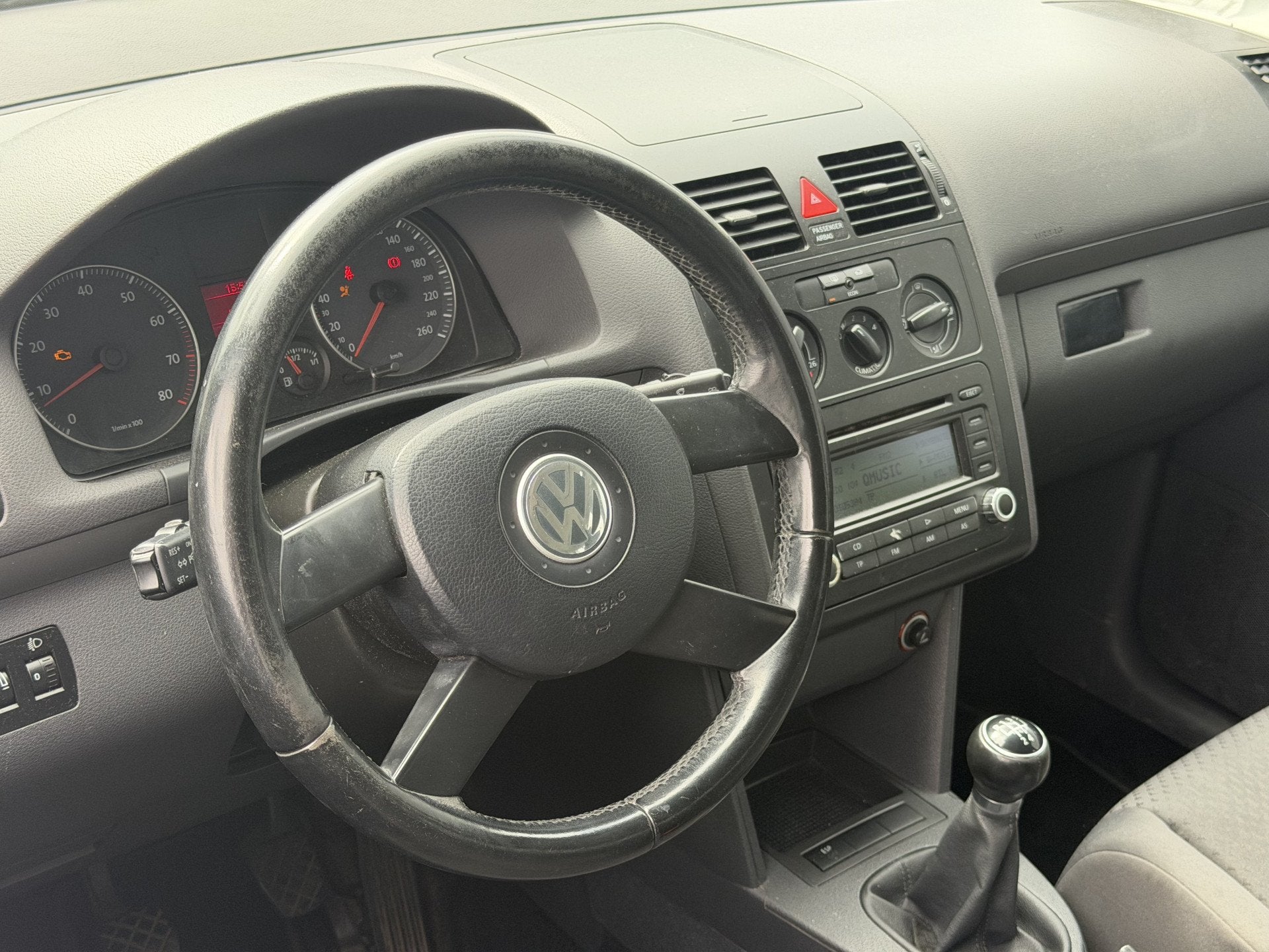 Volkswagen Touran 1.6 Optive II | Nieuw binnen | Inruiler |, Voorwielaandrijving, Stof, Zwart, 4 cilinders