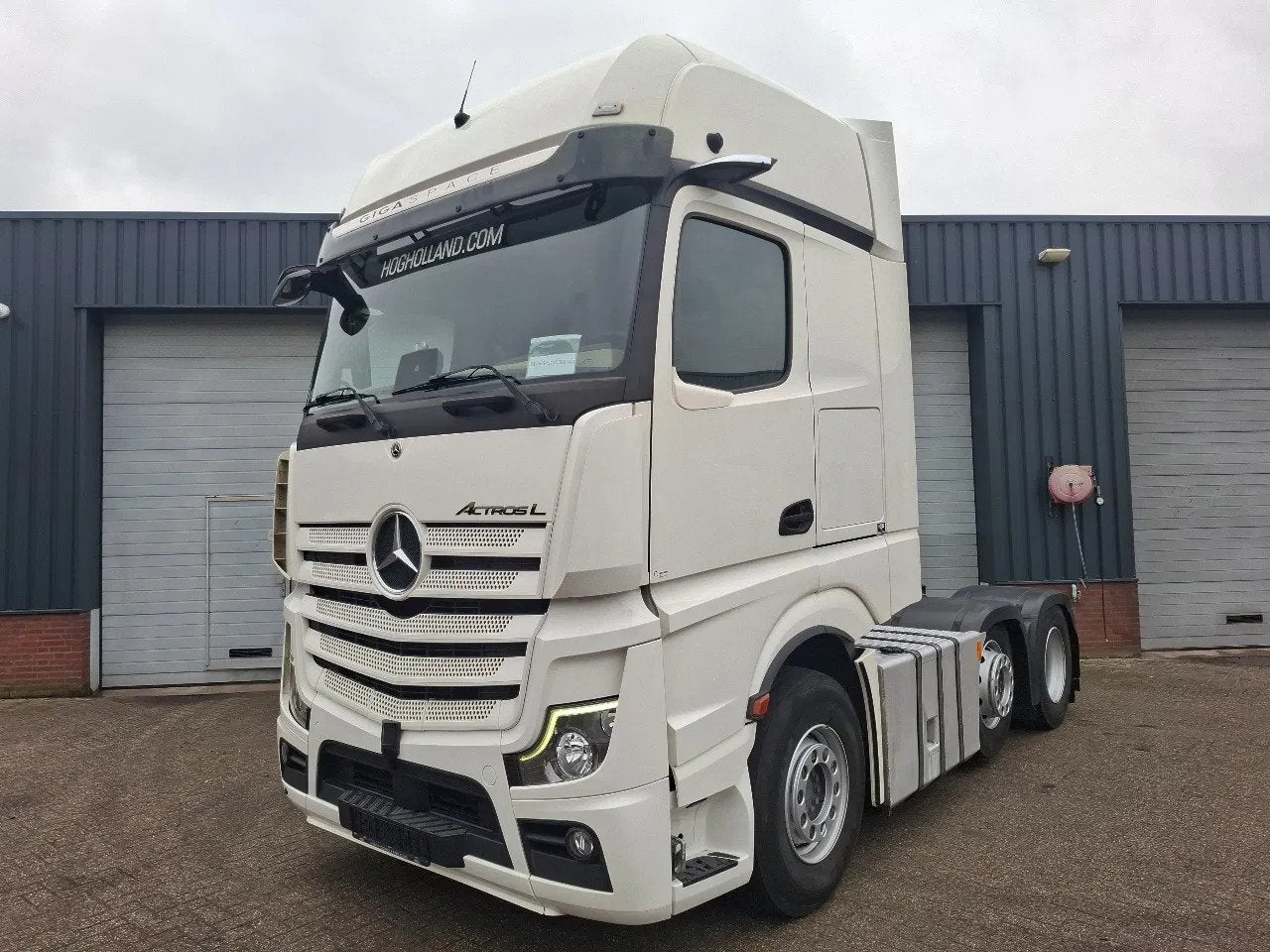 Mercedes-Benz Actros 2545 GIGASPACE 6X2 90748 (bj 2022), Auto's, Automaat, Euro 6, Wit, Mercedes-Benz